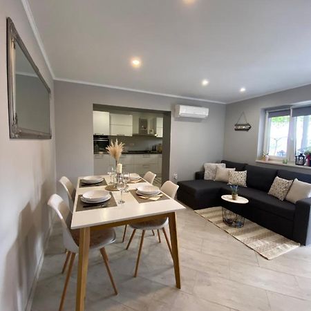 Apartman Petra Gustirna Экстерьер фото