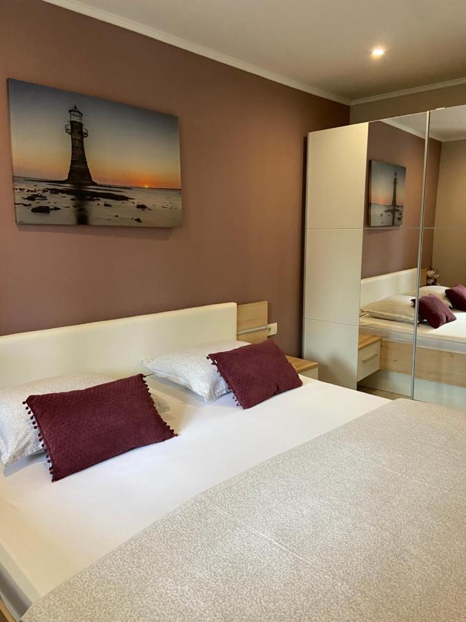 Apartman Petra Gustirna Экстерьер фото