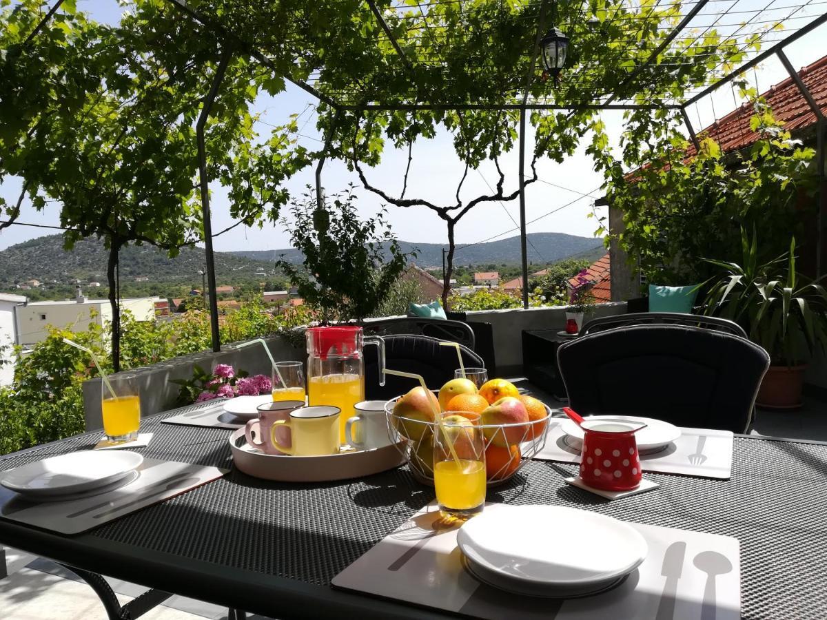 Apartman Petra Gustirna Экстерьер фото